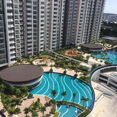 Putrajaya Dwiputra 6 Plus 1 Pax Blissful Fully Air-Con Suite Extérieur photo