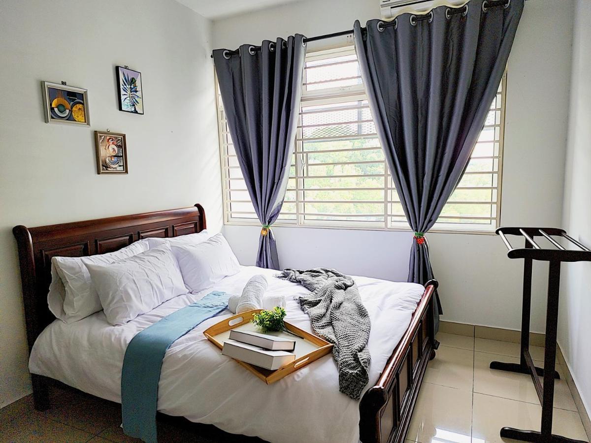 Putrajaya Dwiputra 6 Plus 1 Pax Blissful Fully Air-Con Suite Extérieur photo