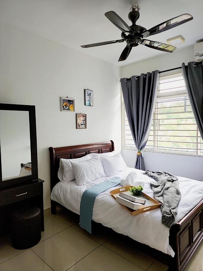 Putrajaya Dwiputra 6 Plus 1 Pax Blissful Fully Air-Con Suite Extérieur photo